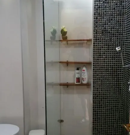 דירה Laura's