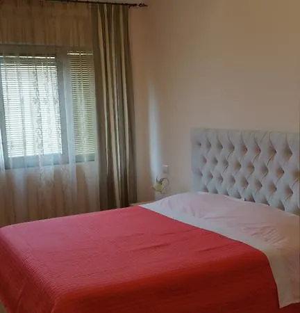 Laura's Durrës