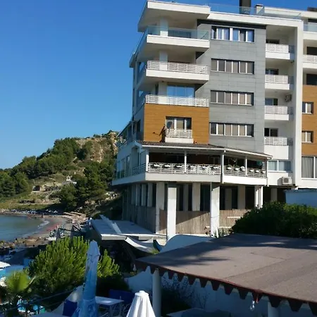 Laura's Apartment Durres